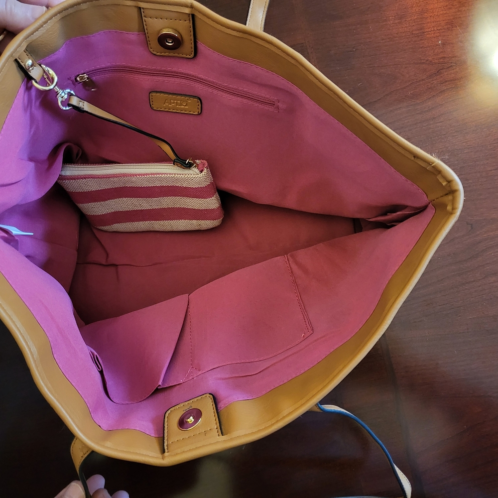 Apt. 9 Pink and Tan Tote Bags Set - Picture 3 of 7